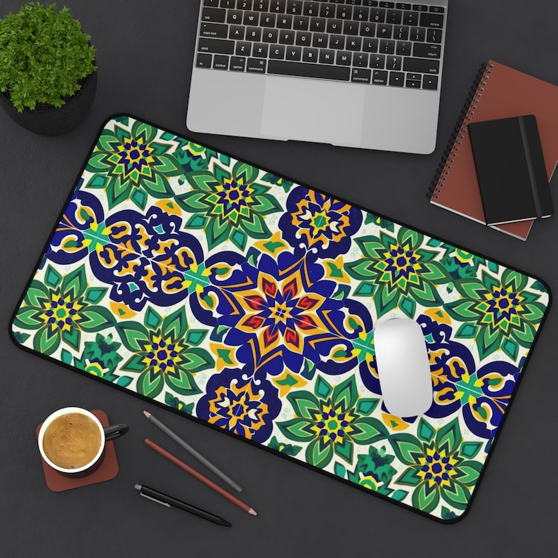 Colorful Floral Table Mat, Sty - Office Table Accessories Unique 评论和价格